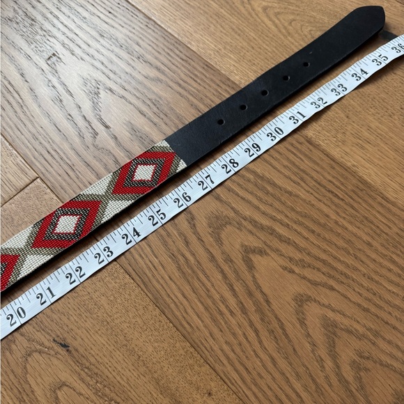 Frye Geo Pattern Beaded Leather Belt - NWOT - Size S 30” - Brown, Orange & Cream - Picture 7 of 8